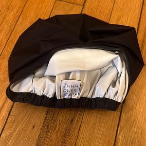 SHHHOWERCAP Shower Cap